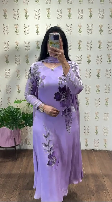 Women Floral Printed Kurta with Trousers & Dupatta