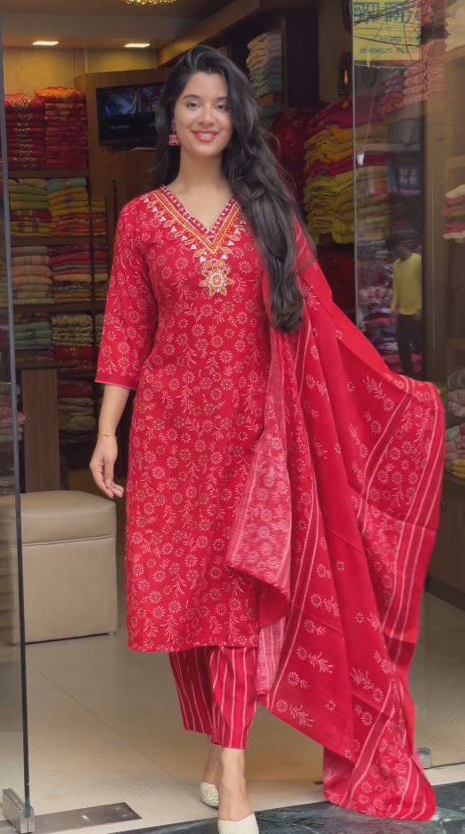 Women Solid Red Color Bandhani Print Pure Cotton Straight Kurta